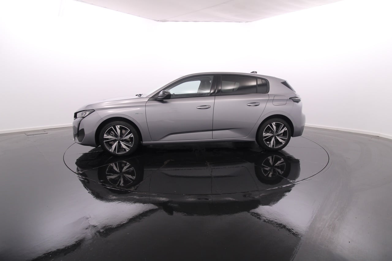 Peugeot 308 Electric Gasoline 9 2023