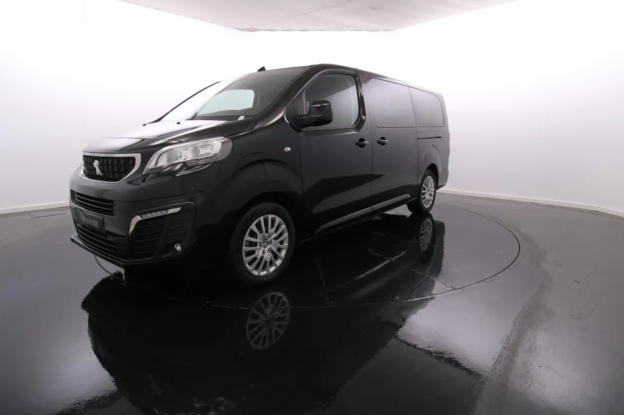 Peugeot e-Traveller Elétrico 3 2023
