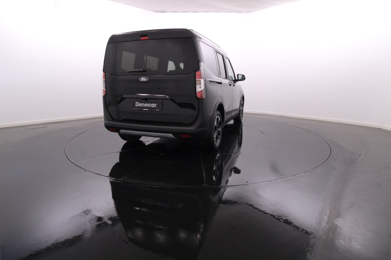 Ford Tourneo Courier Gasolina 6 2024
