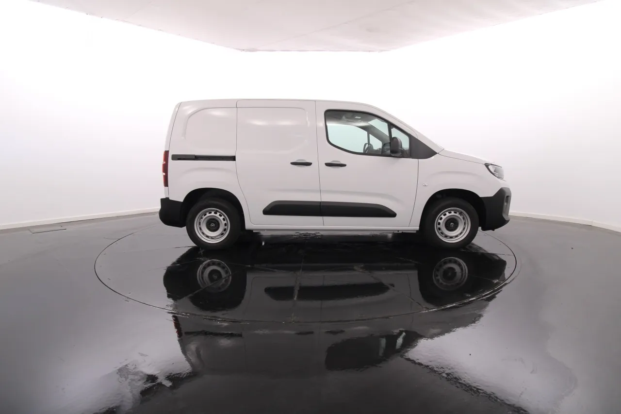 Opel Combo Diesel 6 2024