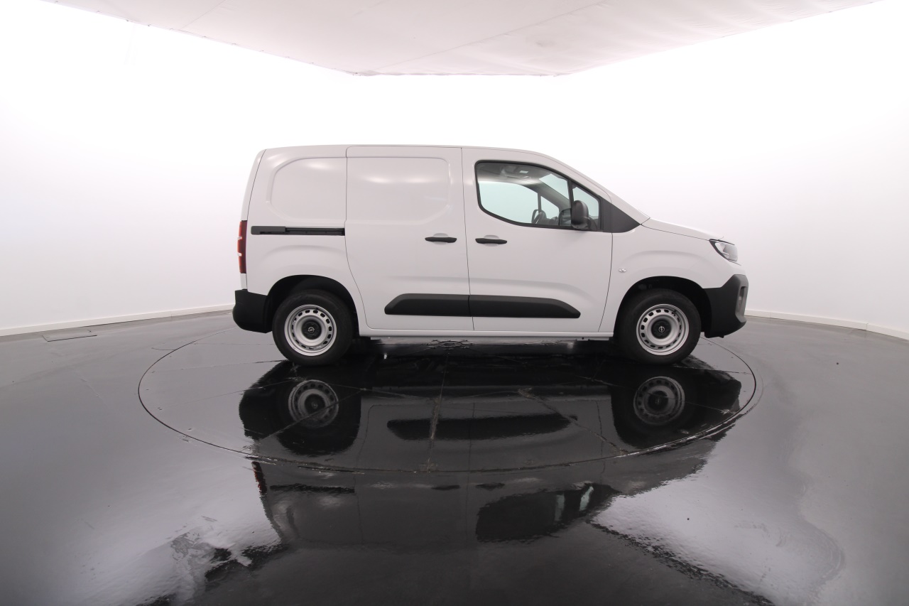 Opel Combo Diesel 6 2024