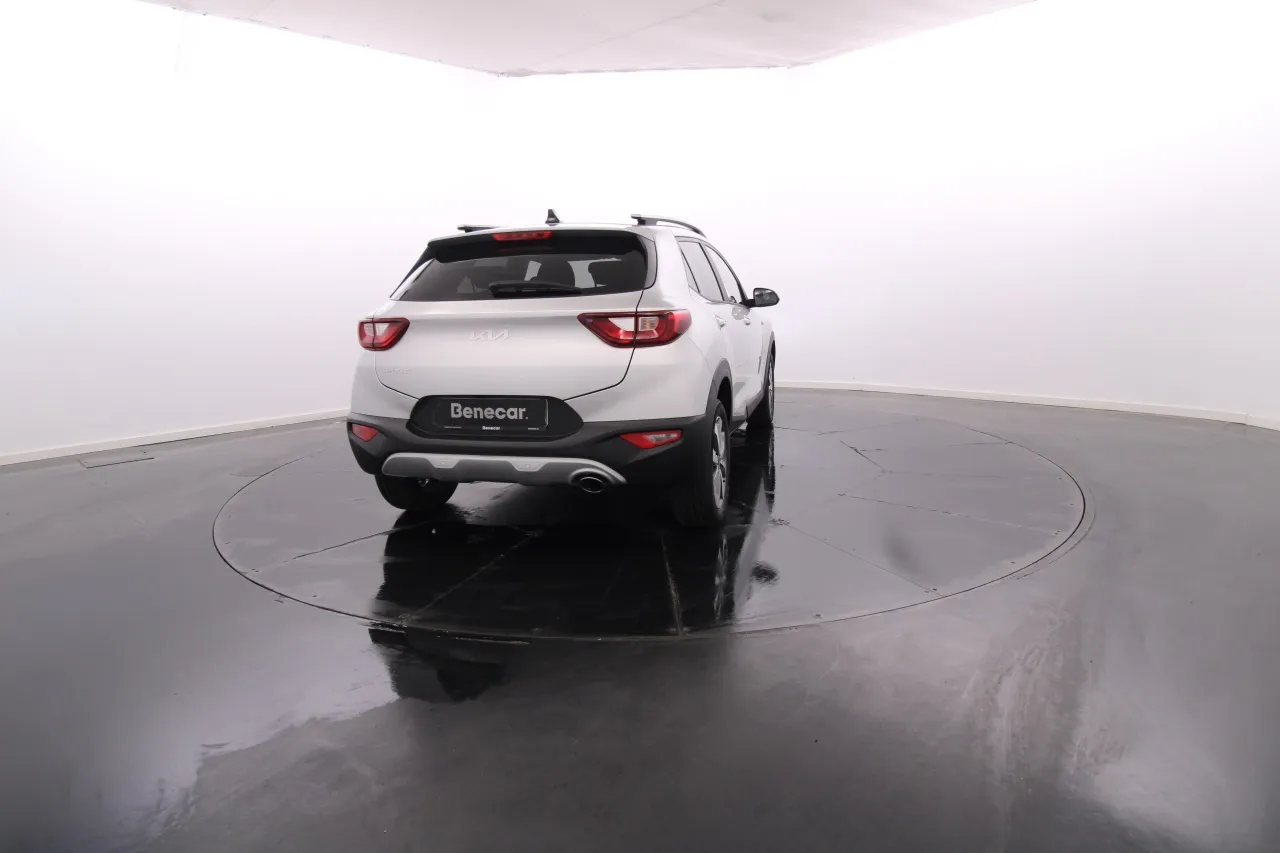 Kia Stonic Gasolina 7 2024