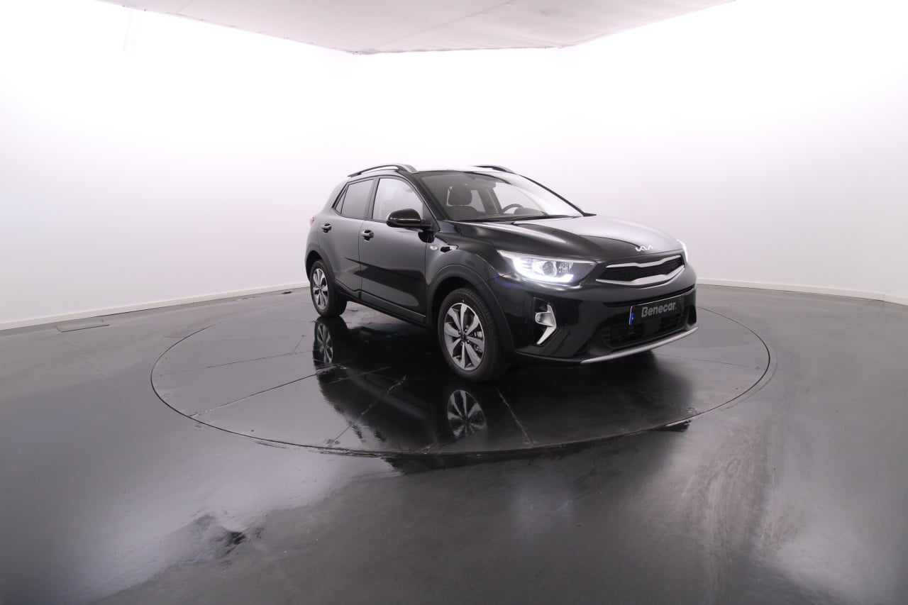 Kia Stonic Gasolina 7 2024