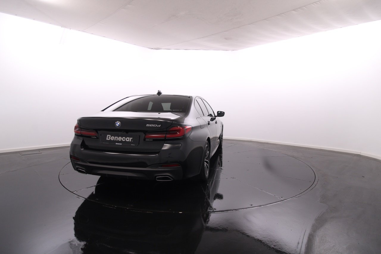 BMW Serie 5 - 520 Diesel Hybrid 4 2023