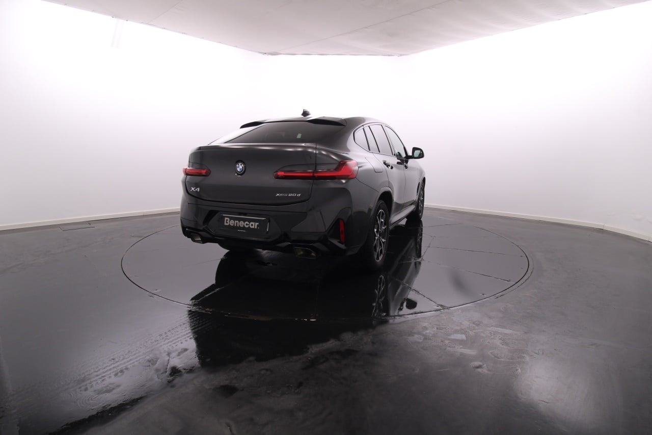 BMW X4 Híbrido Diesel 10 2024