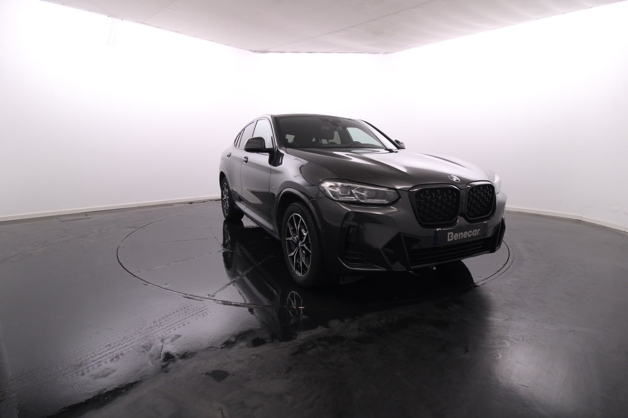 BMW X4 Híbrido Diesel 10 2024