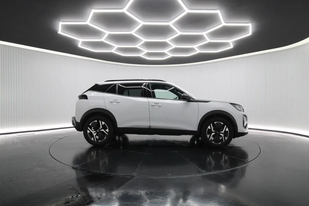 Peugeot 2008 Gasolina 2 2024