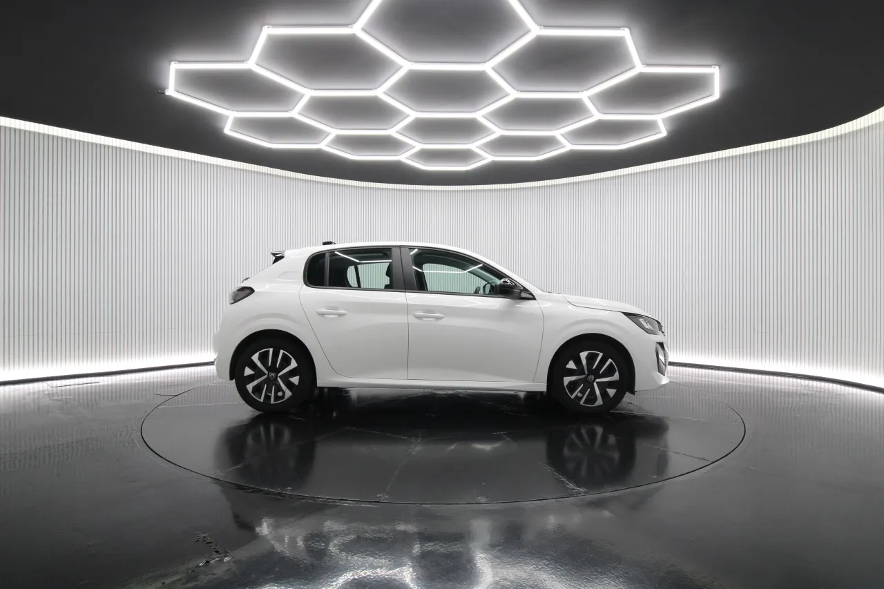 Peugeot 208 Gasolina 3 2024