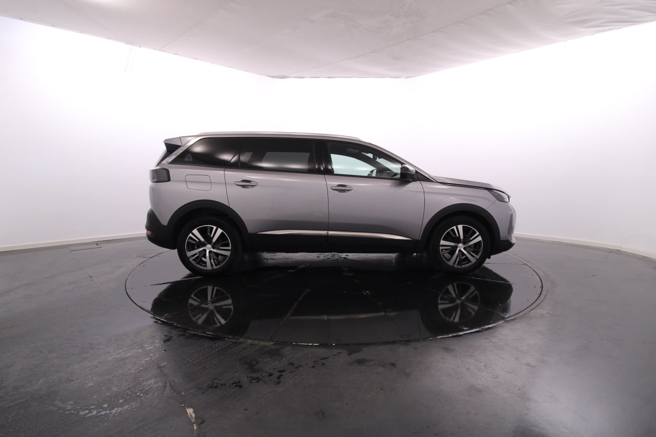 Peugeot 5008 Gasolina 2 2024