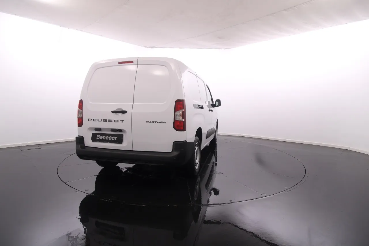 Peugeot Partner Diesel 12 2024