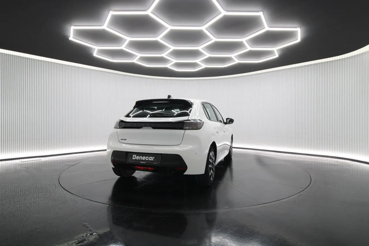 Peugeot 208 Gasoline 1 2024