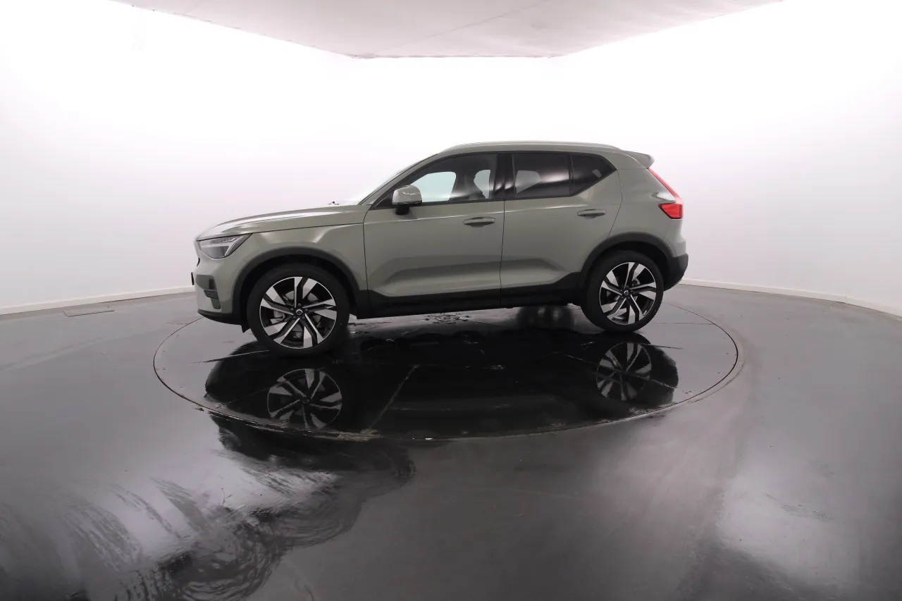 Volvo XC40 Híbrido Gasolina 3 2025
