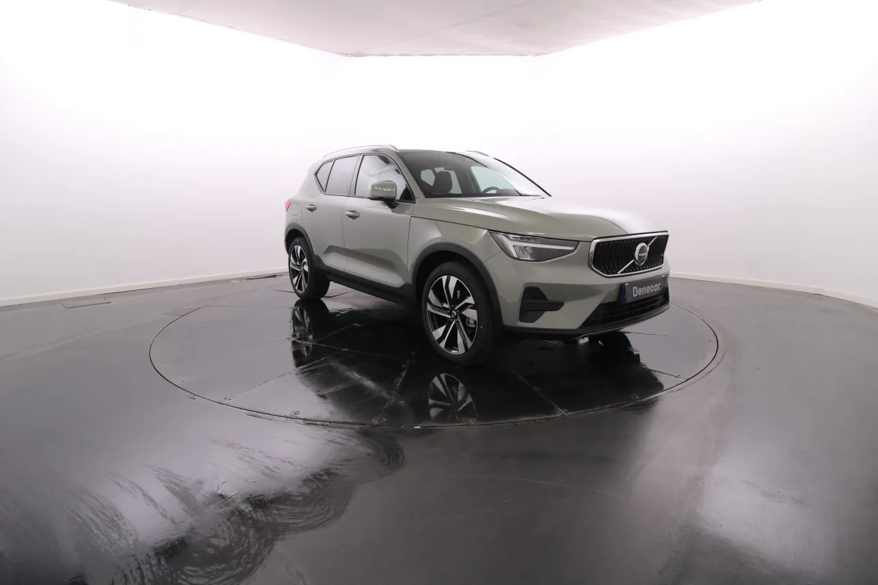 Volvo XC40 Híbrido Gasolina 3 2025
