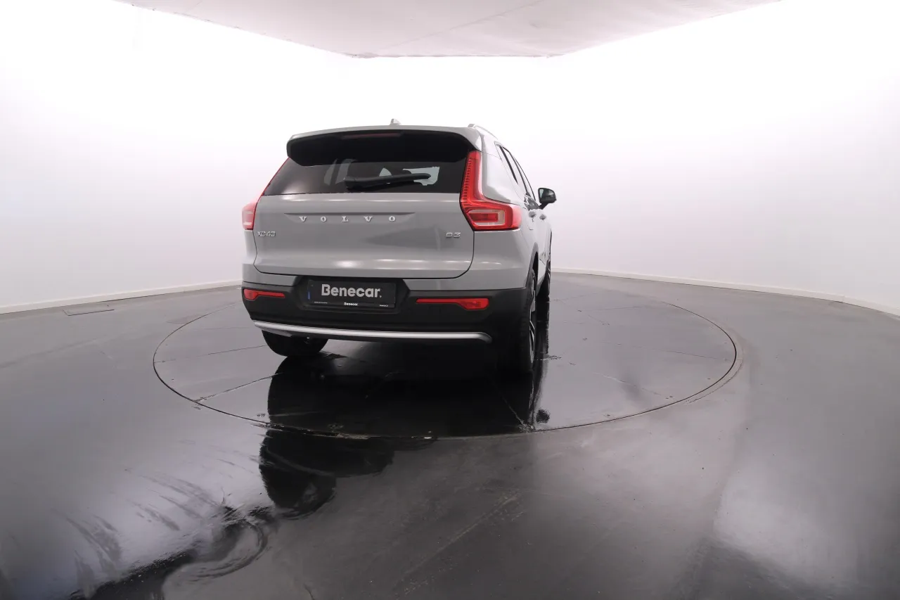 Volvo XC40 Híbrido Gasolina 4 2025