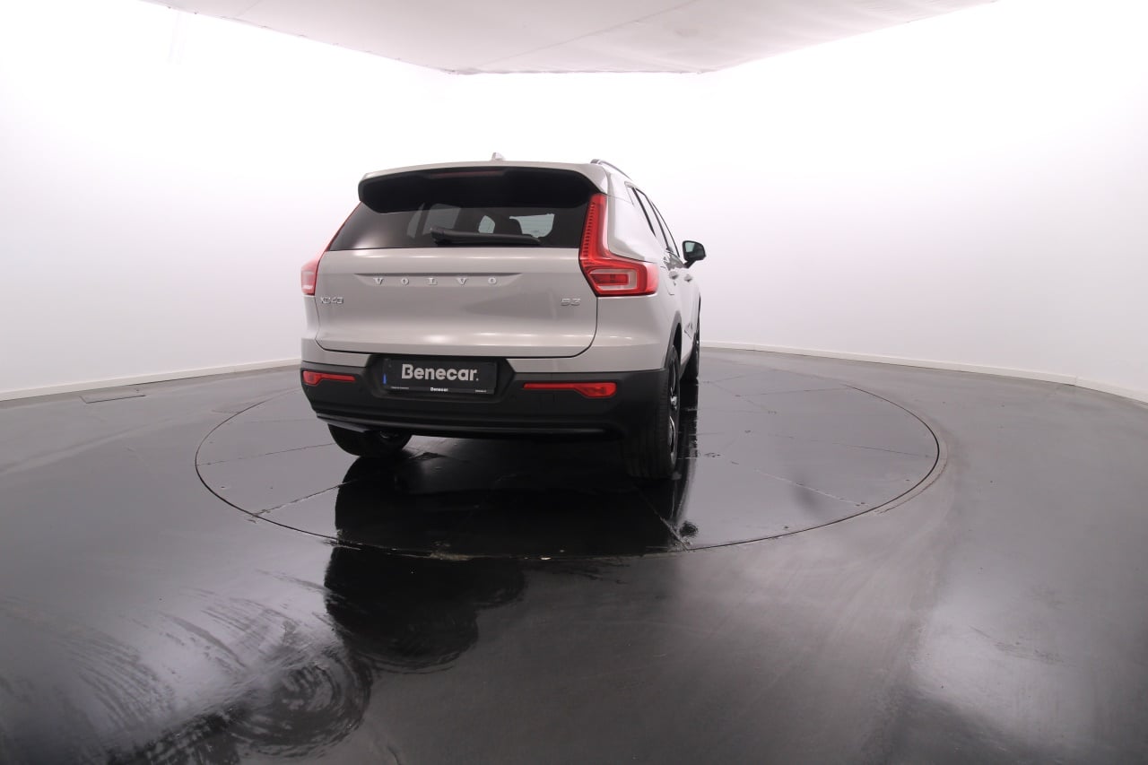 Volvo XC40 Gasoline Hybrid 3 2025