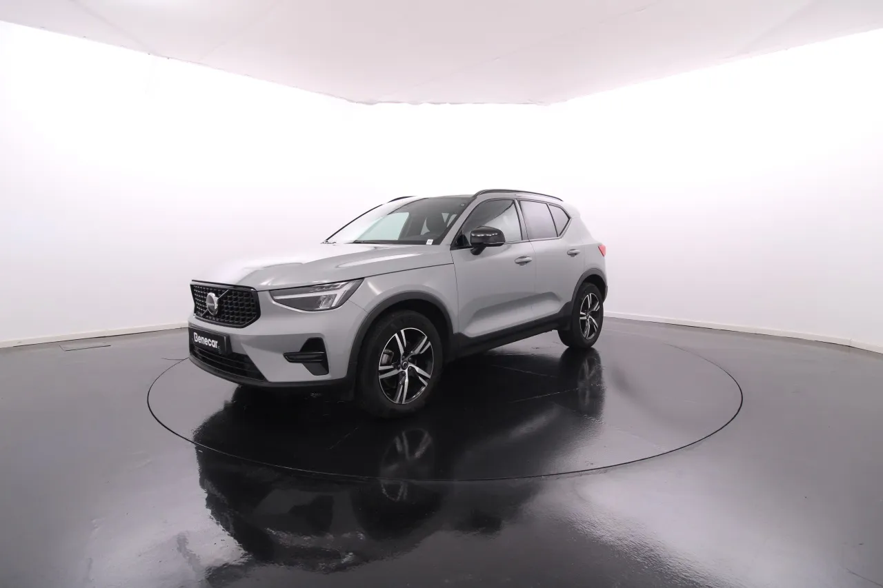 Volvo XC40 Híbrido Gasolina 5 2025