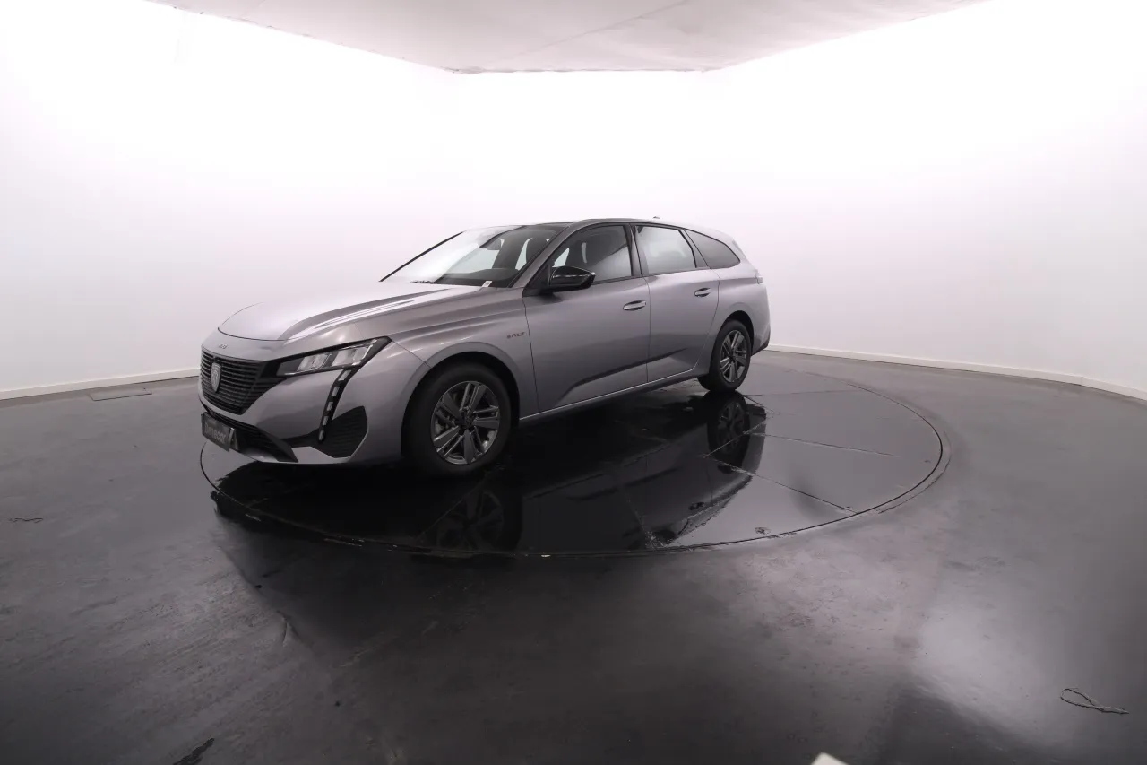 Peugeot 308 SW Diesel 7 2025