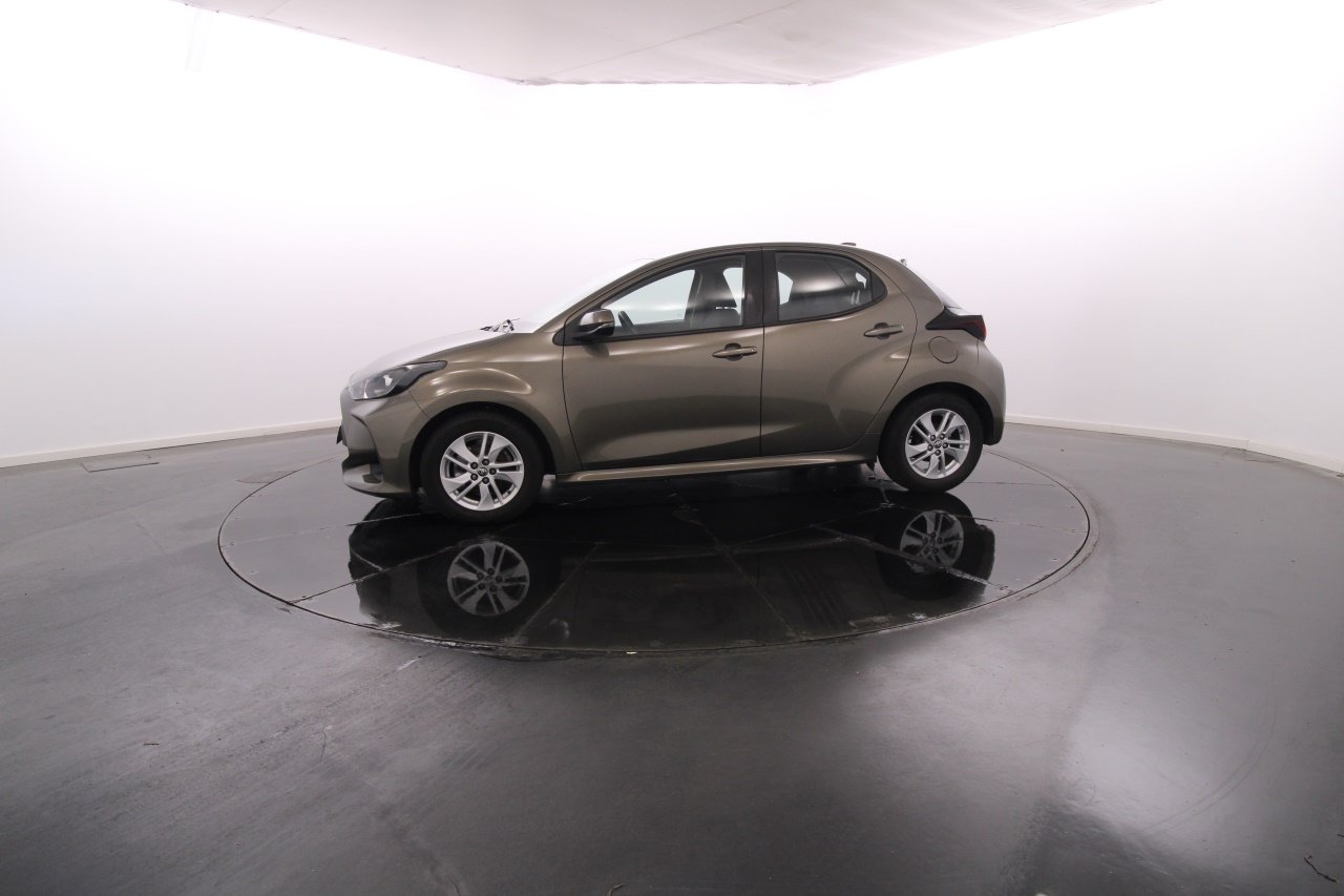 Toyota Yaris Gasoline 3 2021
