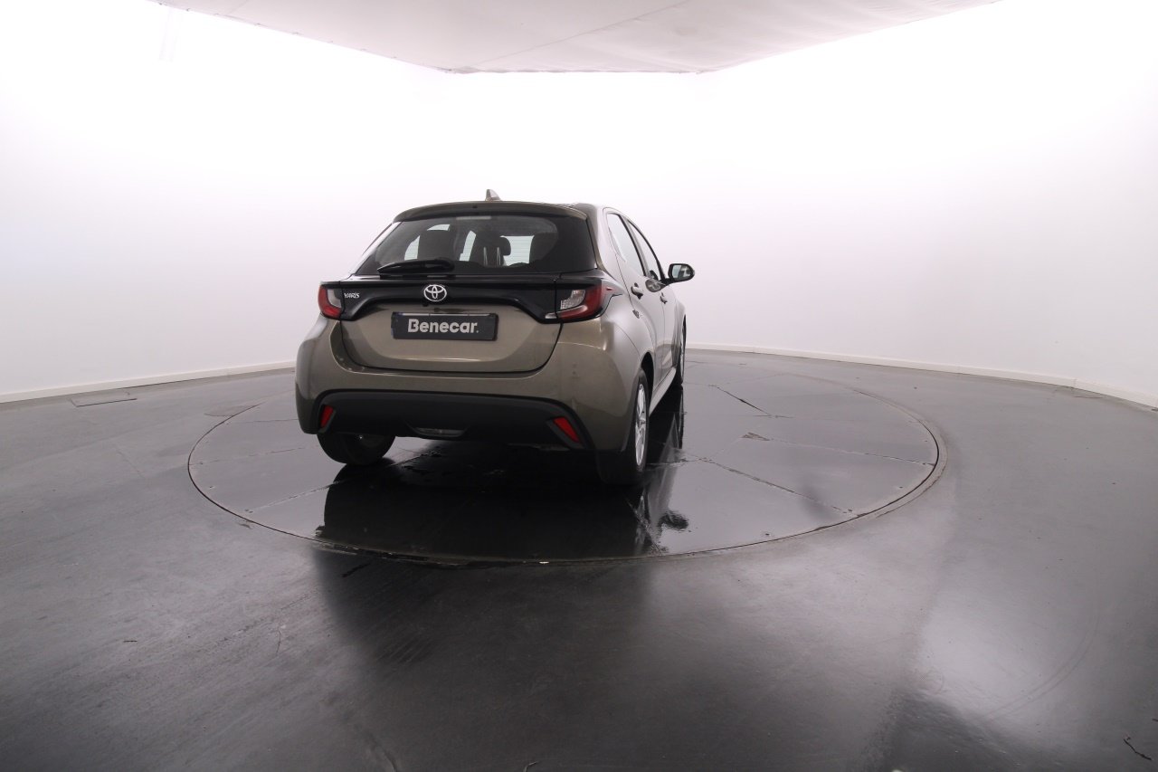 Toyota Yaris Gasoline 3 2021