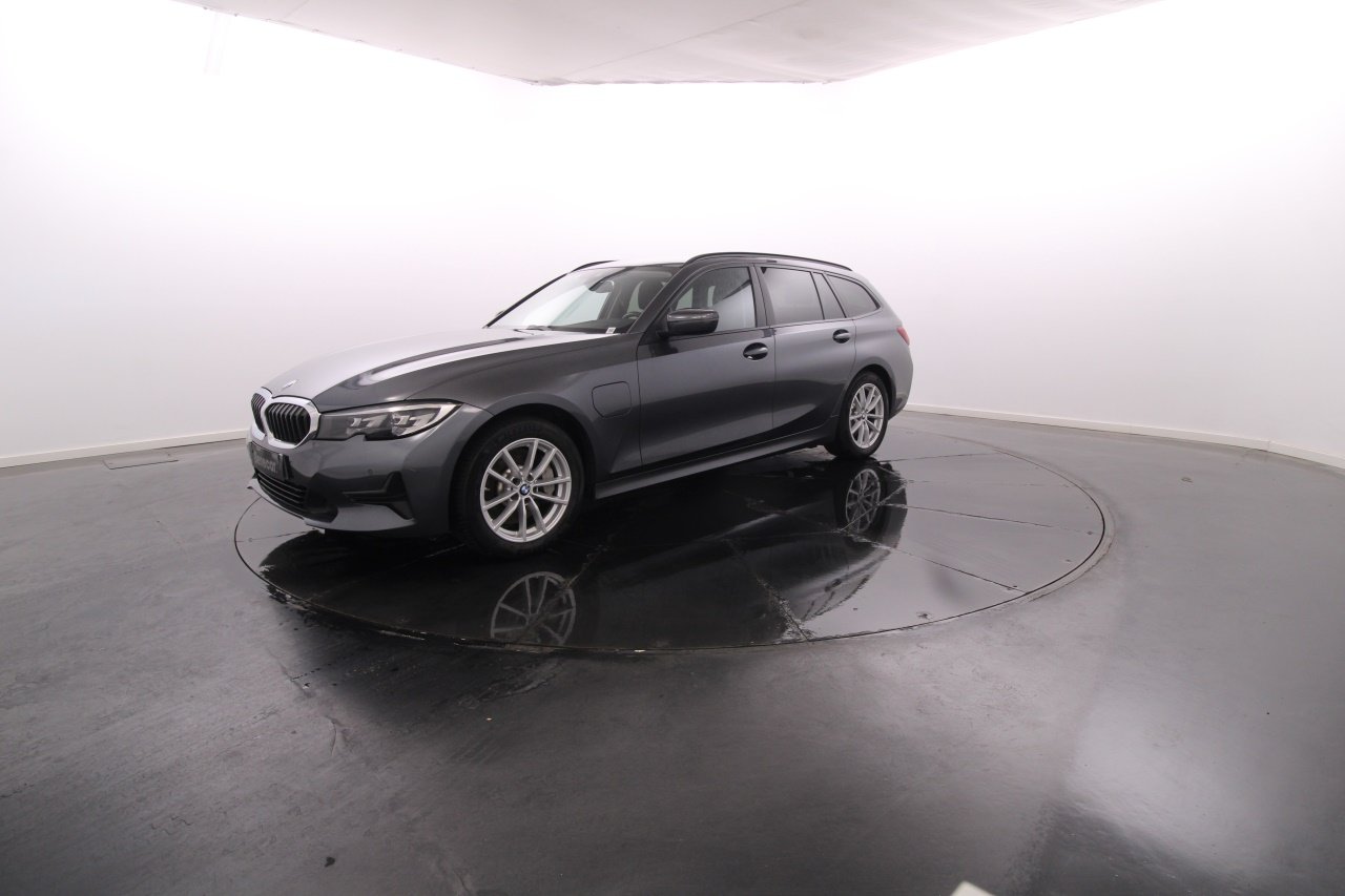 BMW Serie 3 - 330e Electric Gasoline 1 2021