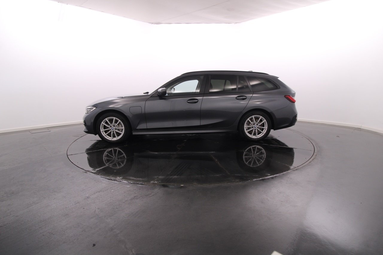 BMW Serie 3 - 330e Electric Gasoline 1 2021