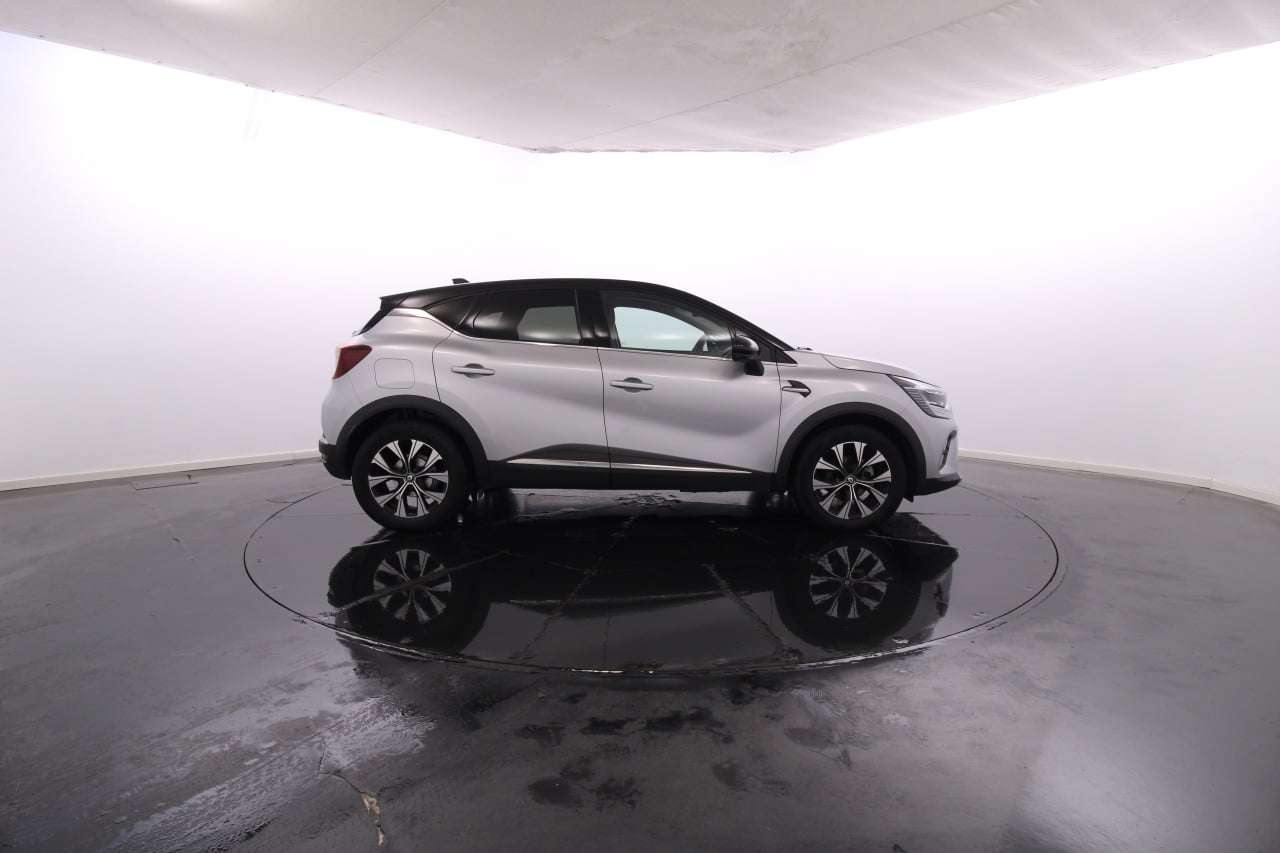 Renault Captur Gasoline 2 2023