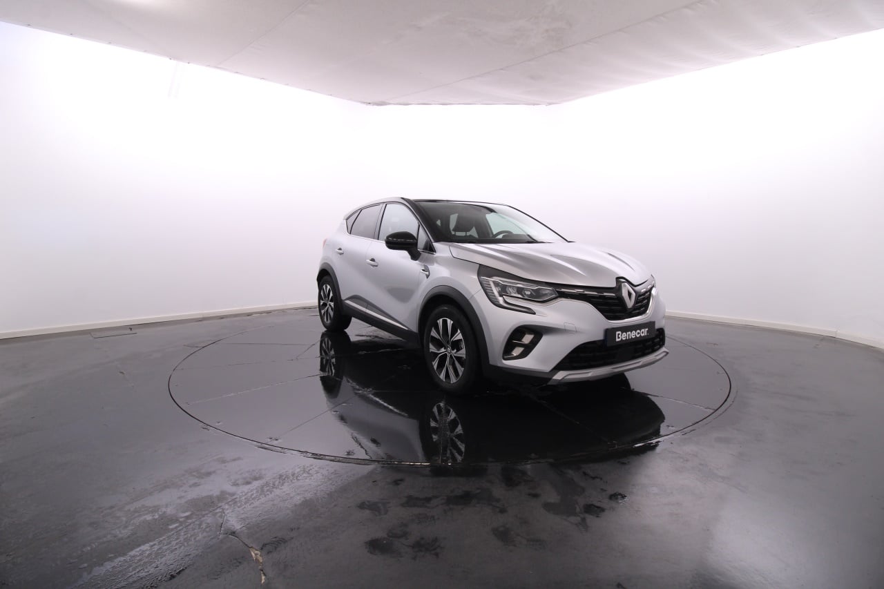 Renault Captur Gasoline 2 2023
