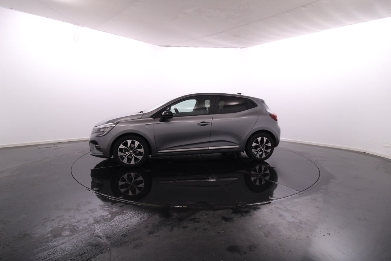 Renault Clio Gasoline 7 2023