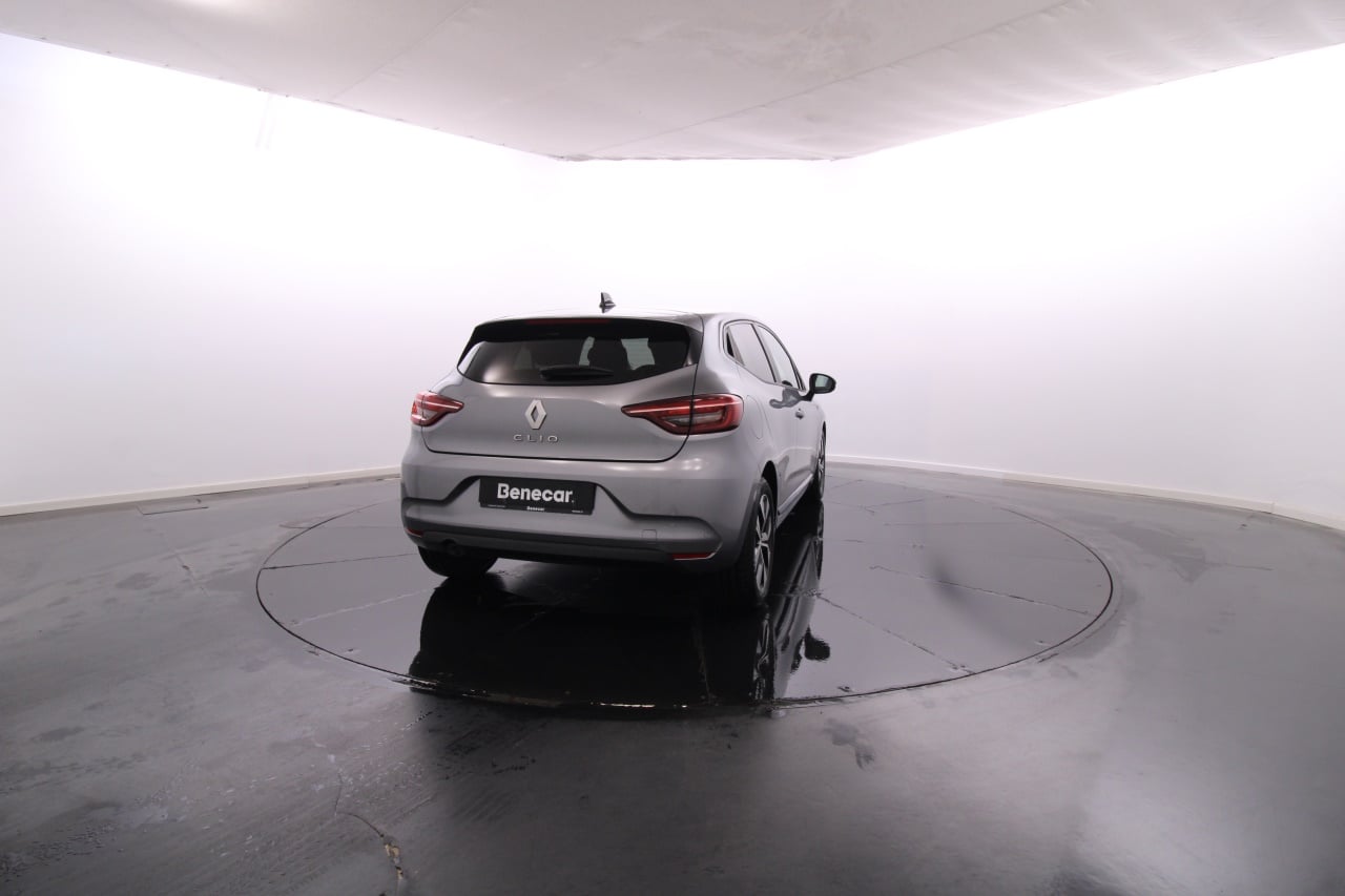 Renault Clio Gasolina 7 2023
