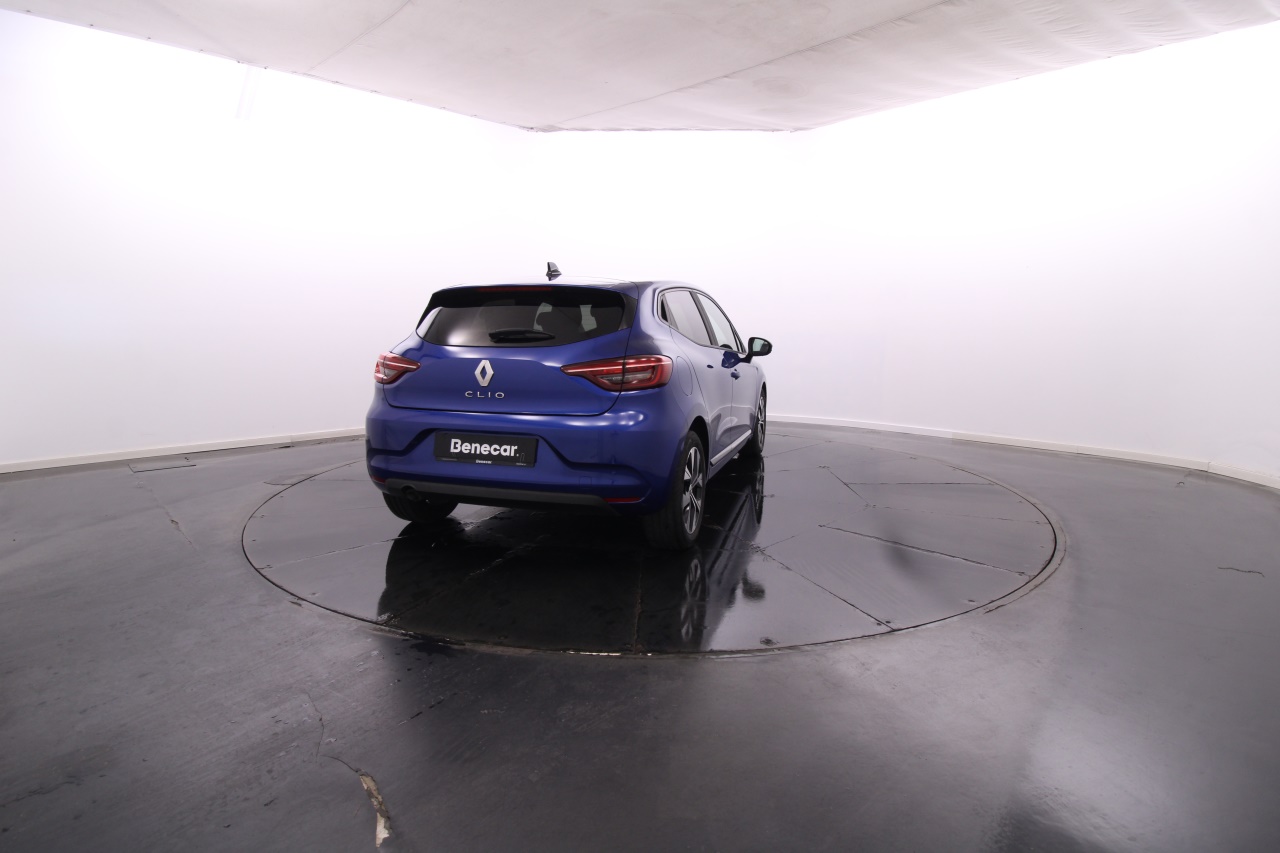 Renault Clio Gasoline 8 2023