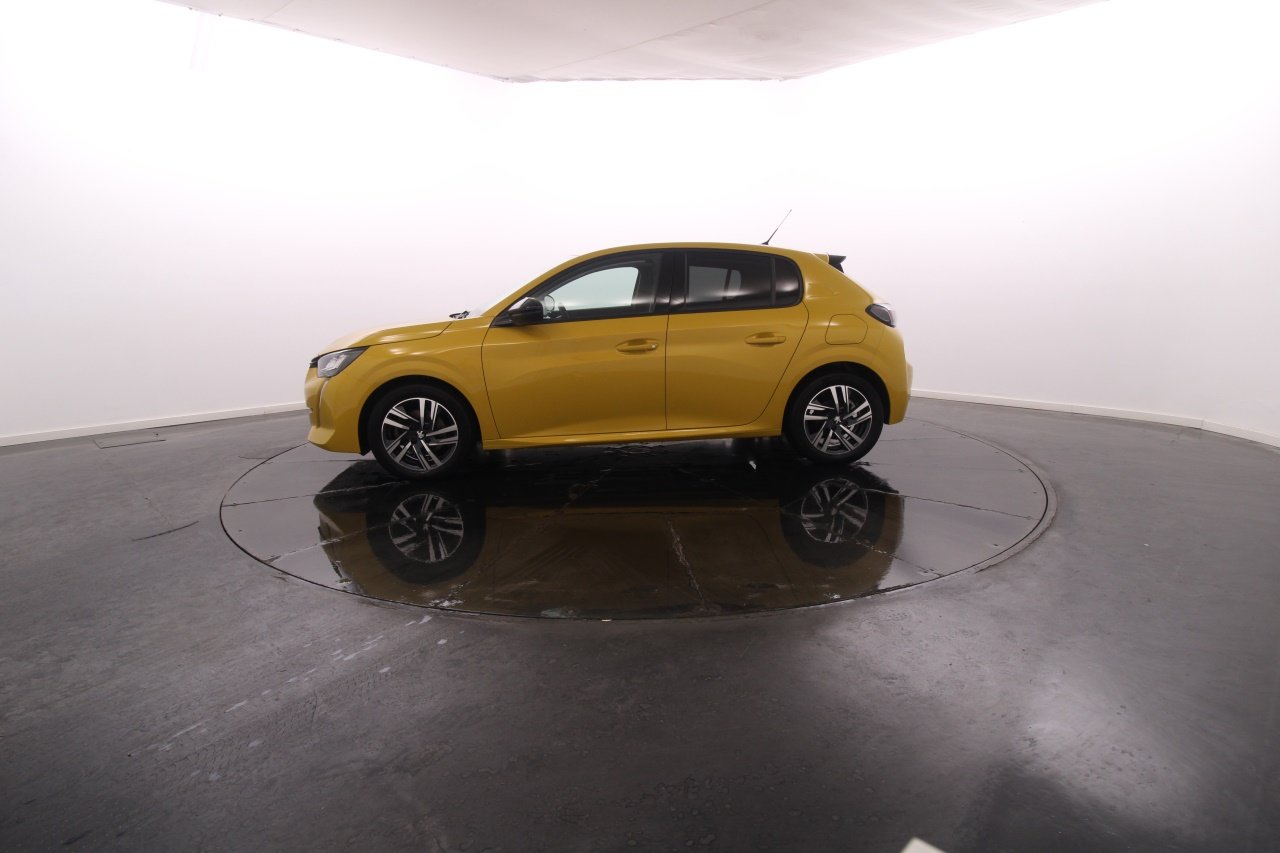 Peugeot 208 Gasoline 6 2022