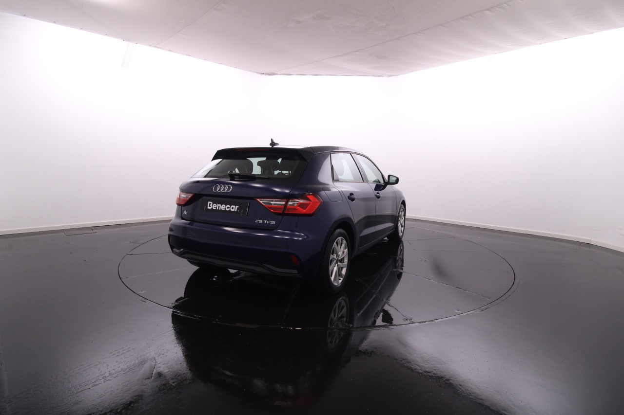 Audi A1 Sportback Gasoline 6 2024