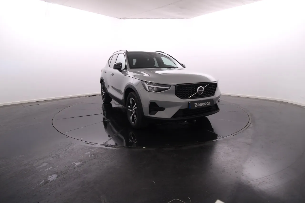 Volvo XC40 Híbrido Gasolina 9 2025