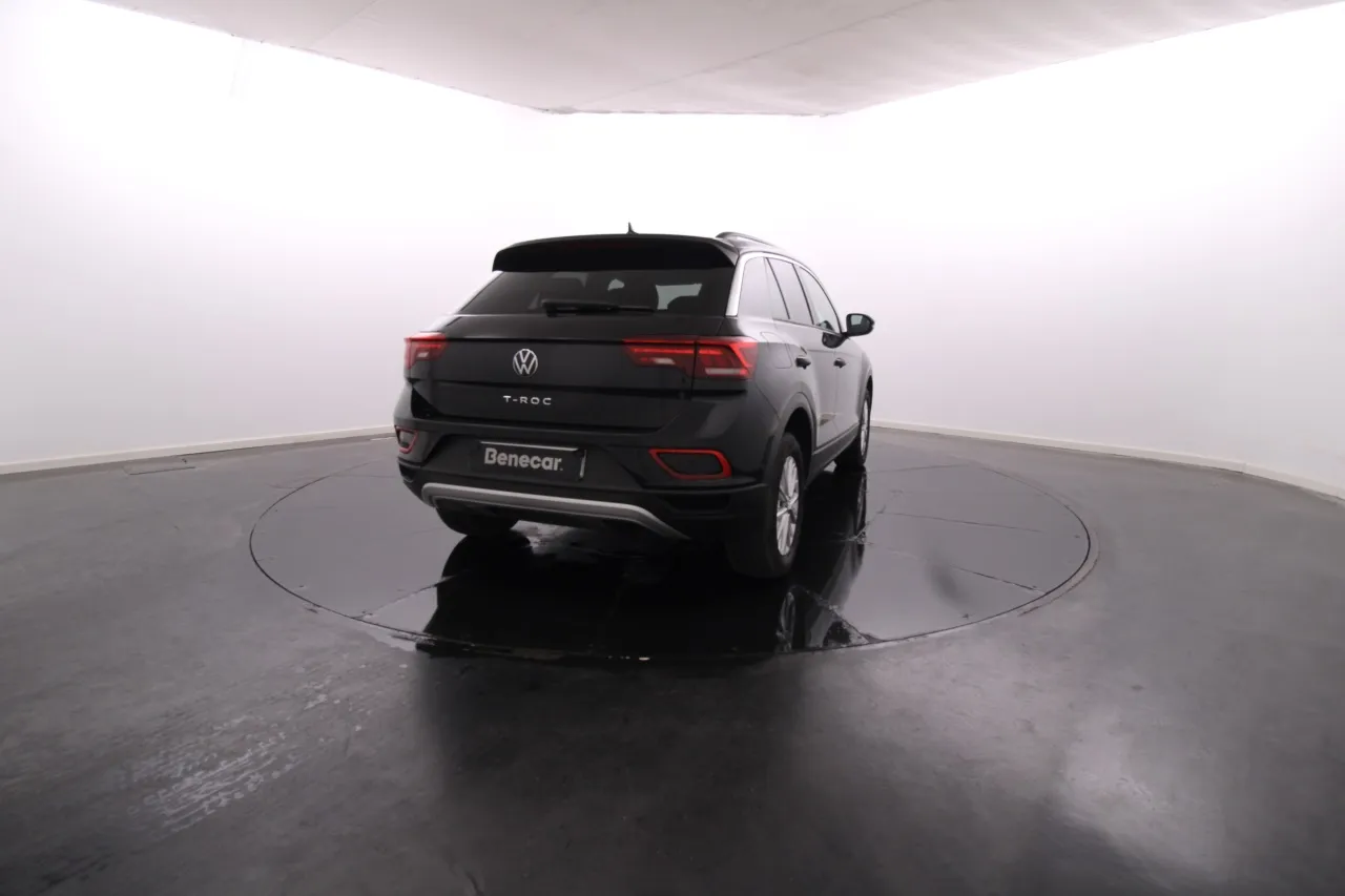 Volkswagen T-Roc Gasoline 5 2024