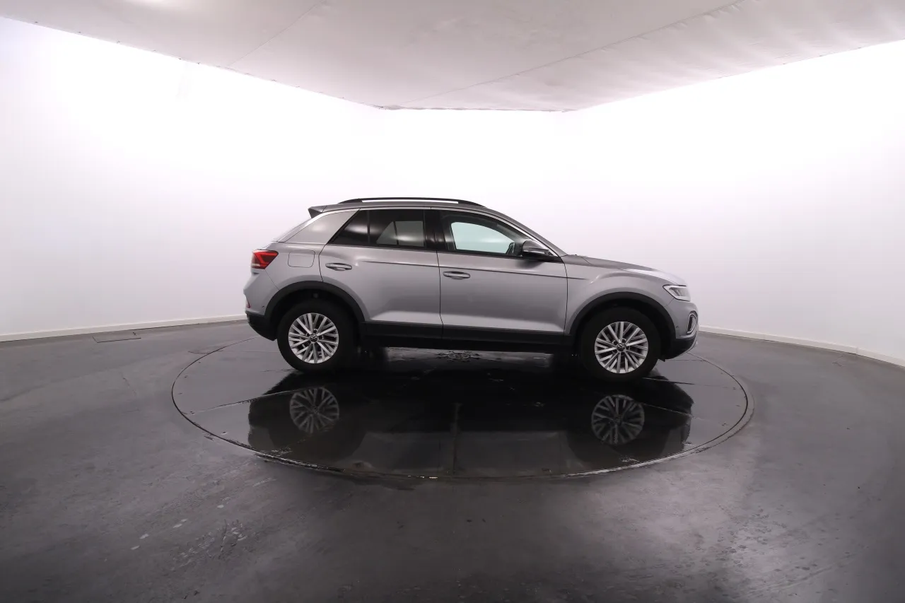 Volkswagen T-Roc Gasoline 5 2024