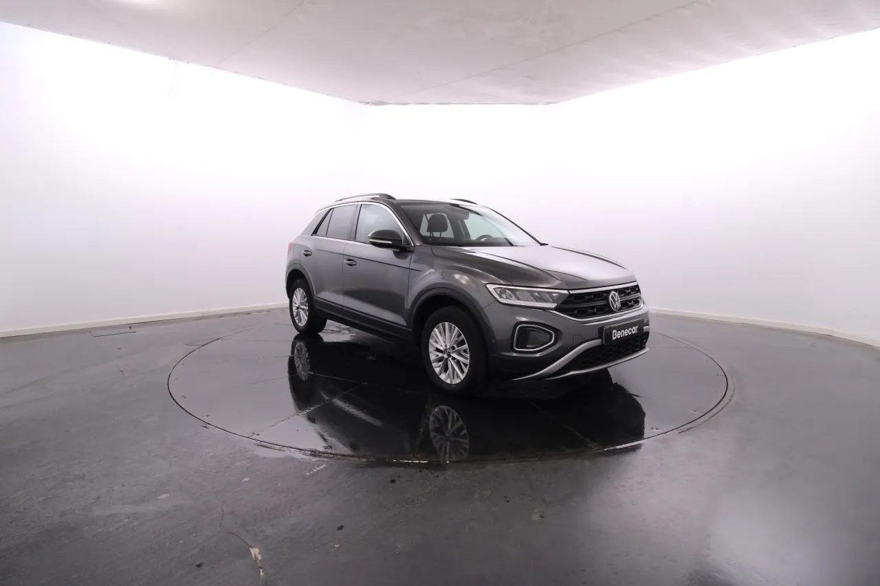 Volkswagen T-Roc Gasoline 6 2024