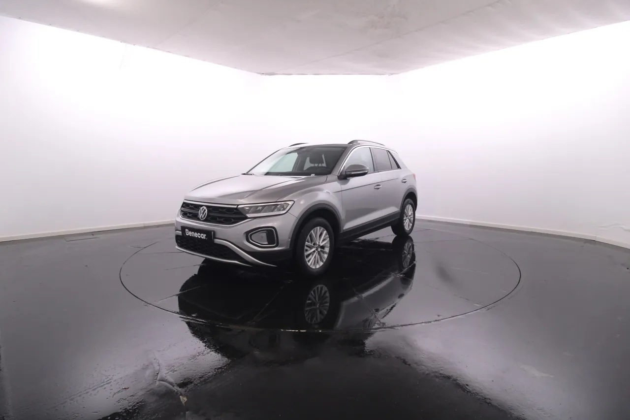 Volkswagen T-Roc Gasoline 5 2024