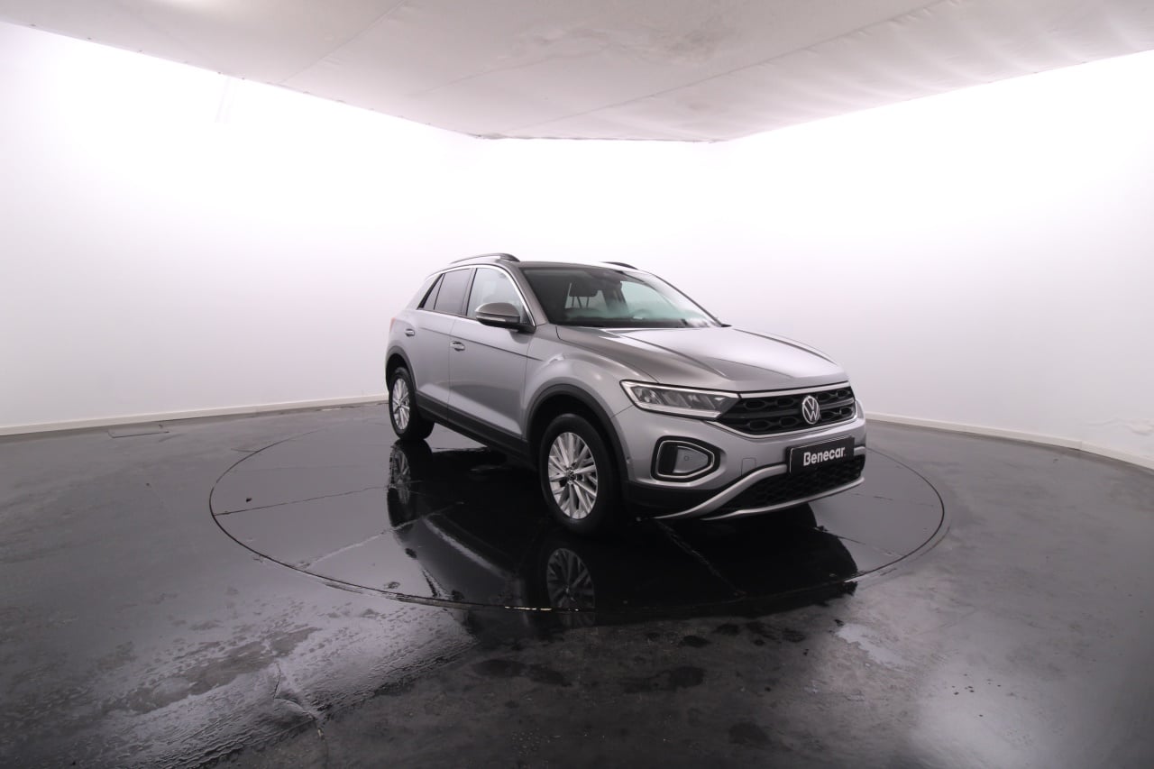 Volkswagen T-Roc Gasolina 6 2024