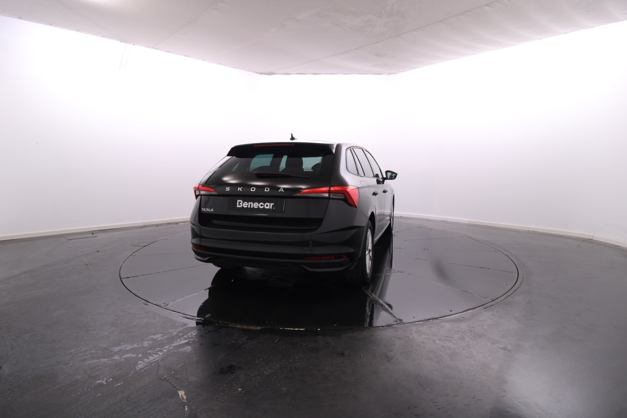 Skoda Scala Gasoline 3 2024