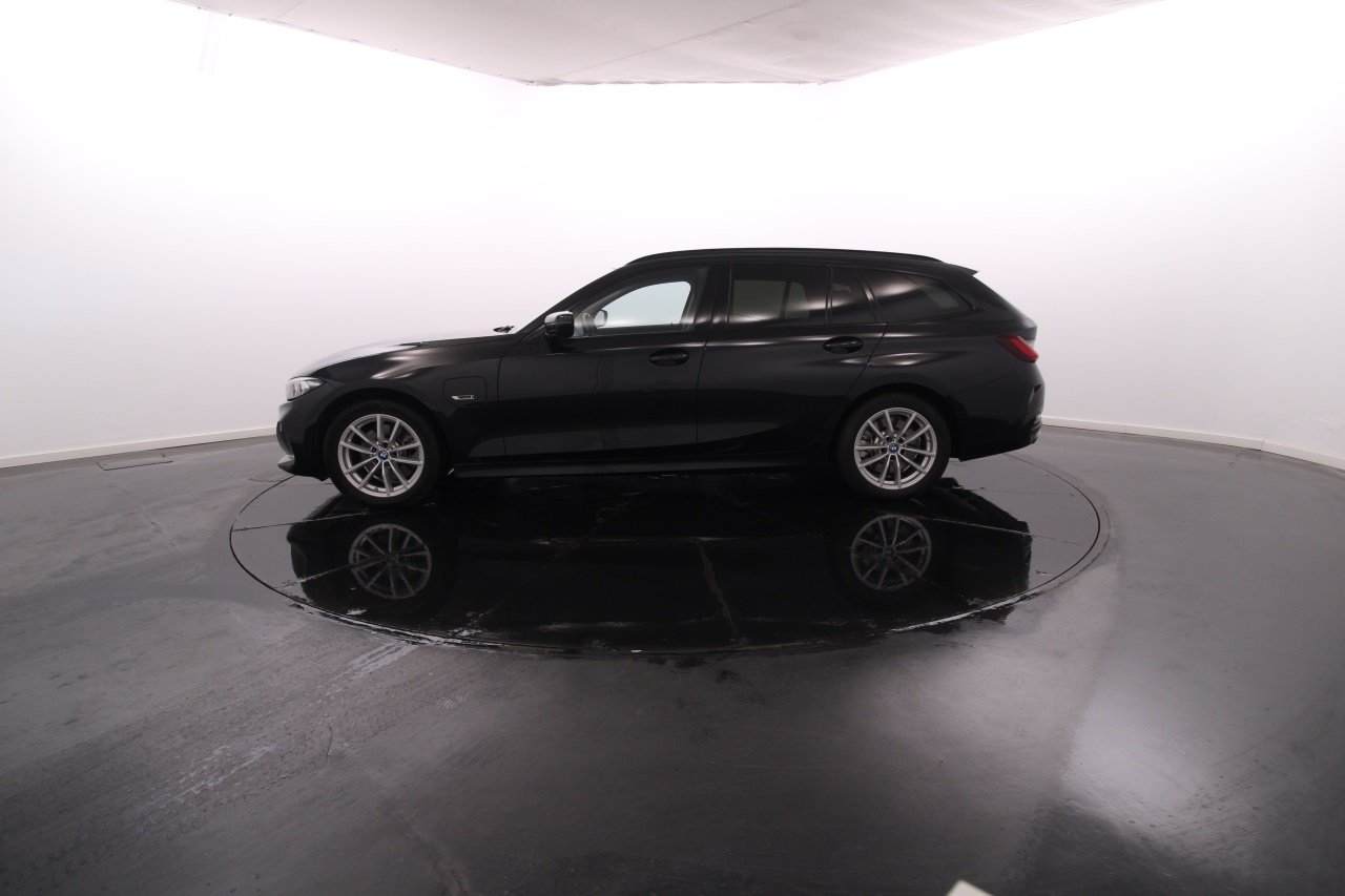 BMW Serie 3 - 320e Electric Gasoline 1 2023