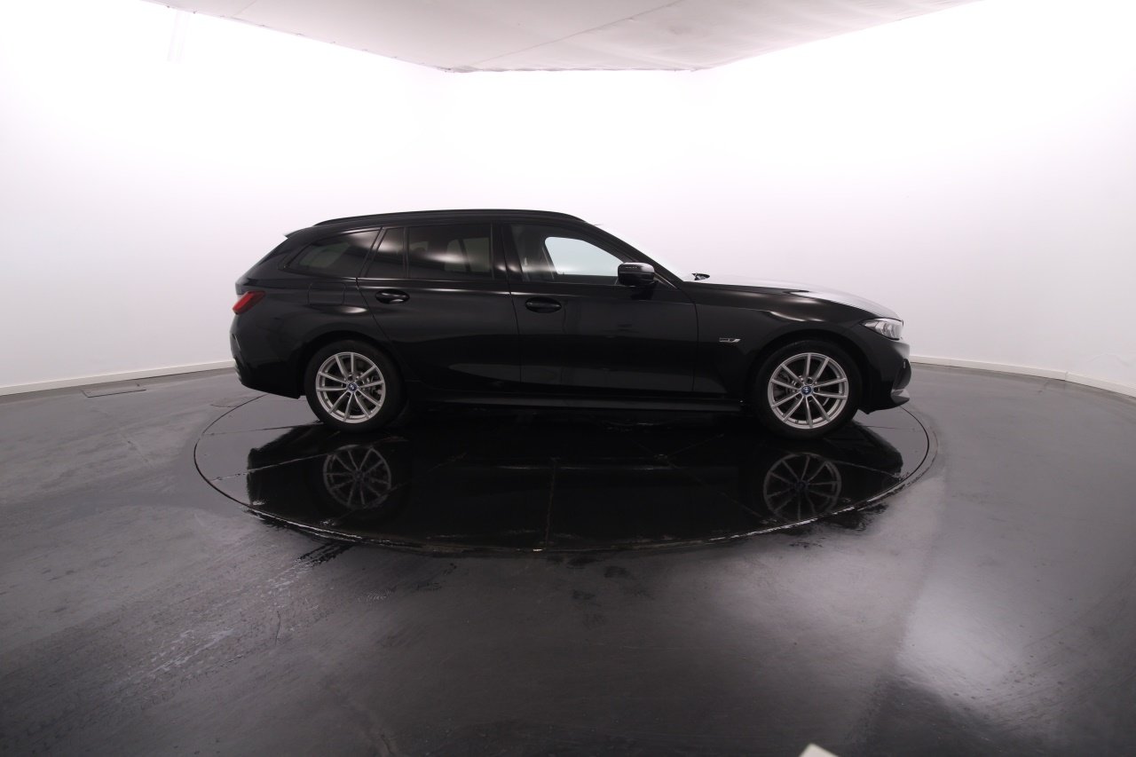 BMW Serie 3 - 320e Electric Gasoline 1 2023