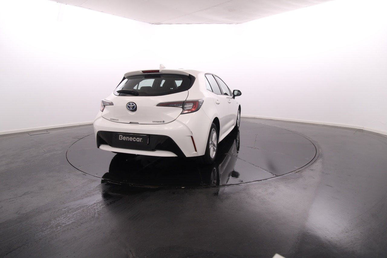 Toyota Corolla Gasoline Hybrid 7 2021