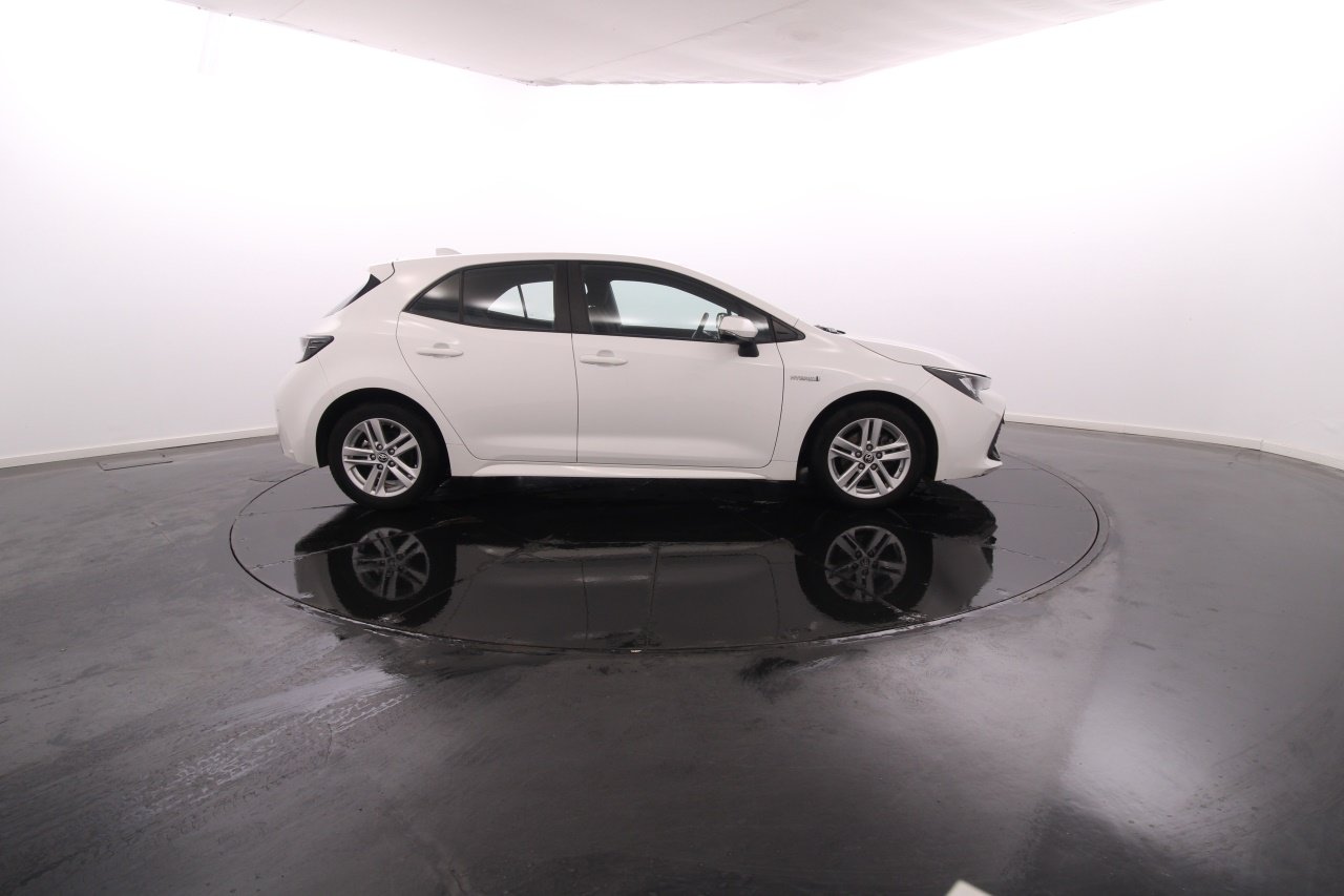 Toyota Corolla Gasoline Hybrid 7 2021