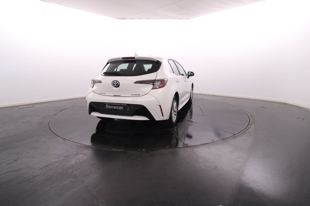 Toyota Corolla Gasoline Hybrid 8 2021