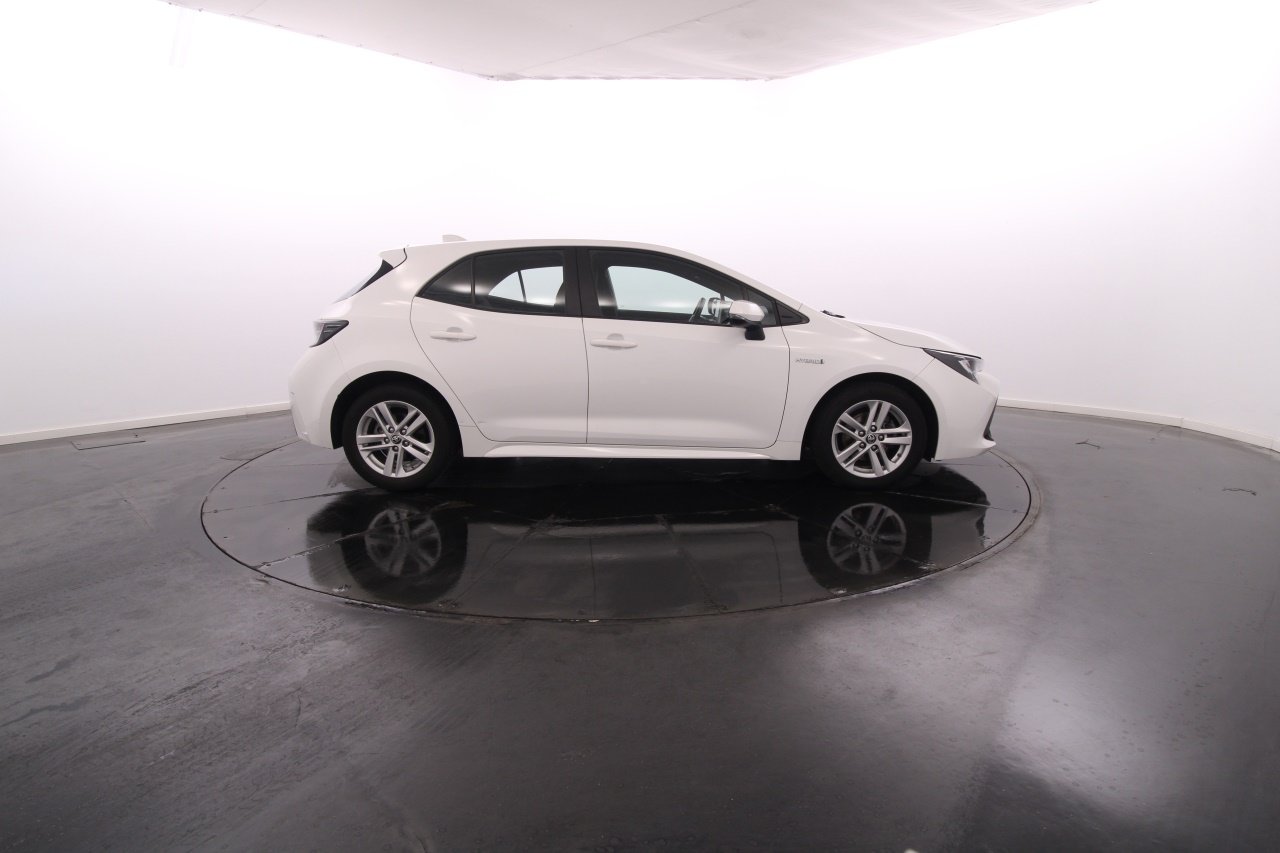 Toyota Corolla Gasoline Hybrid 8 2021