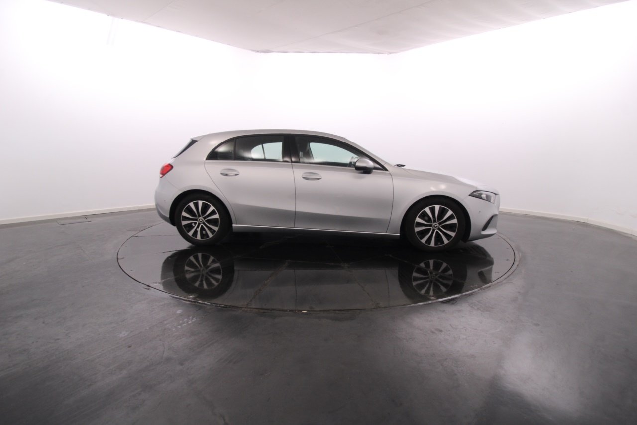 Mercedes-Benz Classe A - 160 Gasoline 4 2021