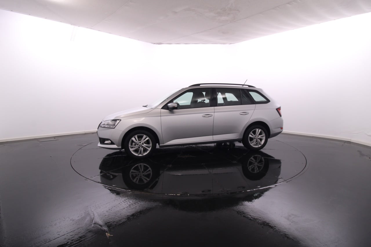 Skoda Fabia Break Gasoline 10 2022