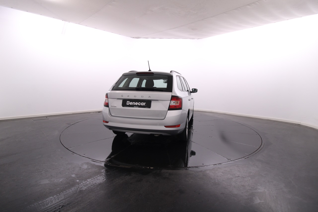 Skoda Fabia Break Gasoline 9 2022