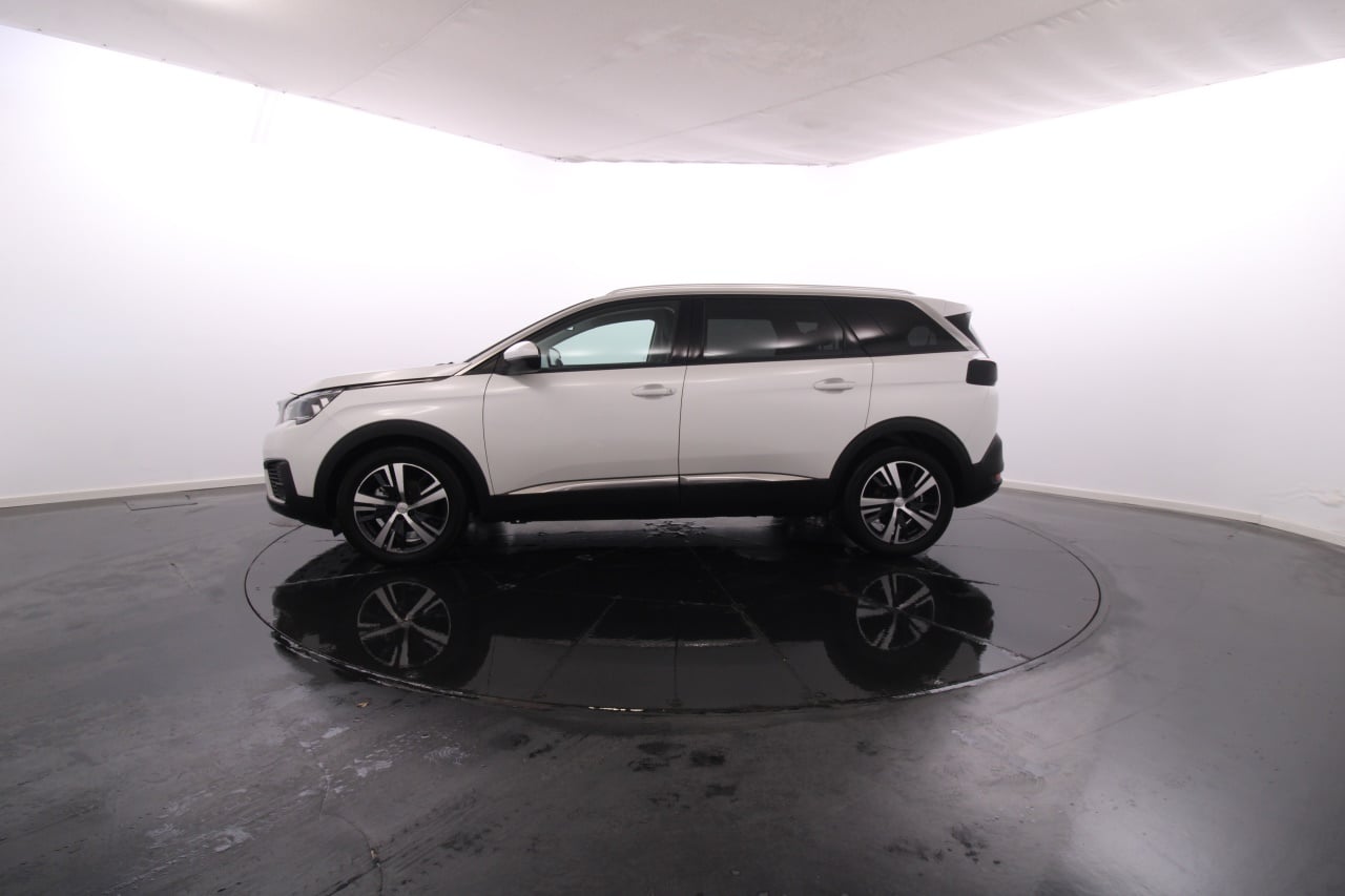 Peugeot 5008 Diesel 7 2020