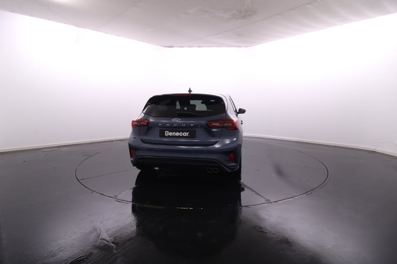 Ford Focus Híbrido Gasolina 1 2023